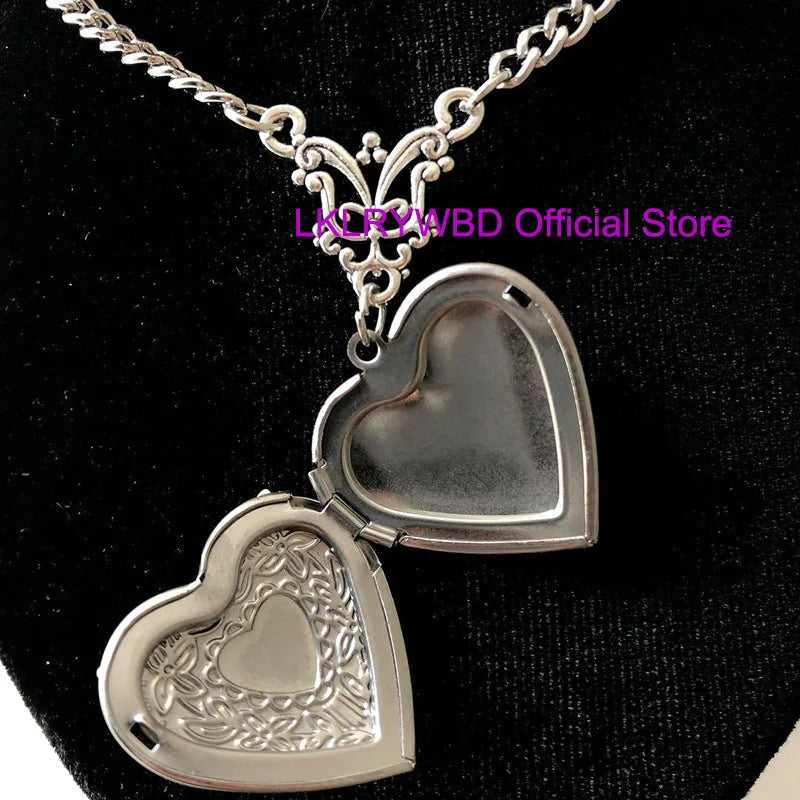 Gothic Bat Locket Necklace β Vampire Pendant Jewelry for Halloween & Bat Lovers | Dark Gift for Gothic Aesthetic Fans | '' Free Shipping ''