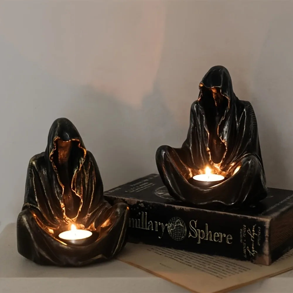 Gothic Grim Reaper Candle Holder – Dark Knight Cloak Candelabra Statue, Mysterious Halloween Decor, Spooky Desktop Accent