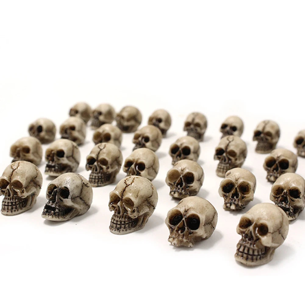 Mini Gothic Skull Set (20–60pcs) – Tiny Skeleton Heads for Halloween, Garden Decor, Witchcraft Crafts, Terrarium, Potted Plant Accessories