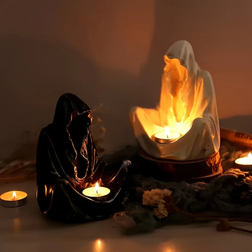 Gothic Grim Reaper Candle Holder – Dark Knight Cloak Candelabra Statue, Mysterious Halloween Decor, Spooky Desktop Accent