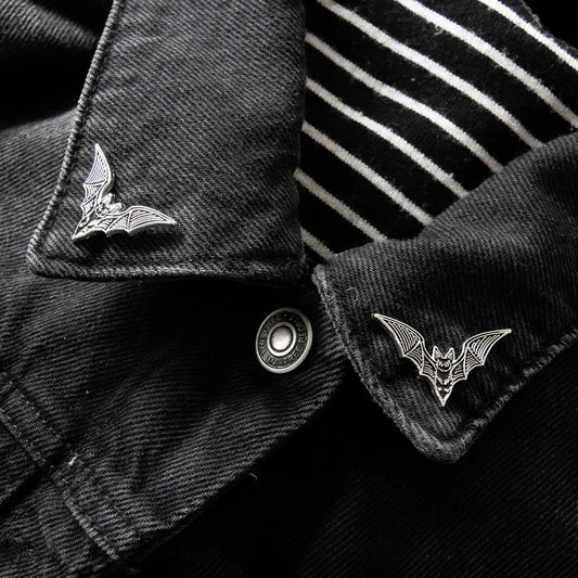 2pcs Gothic Bat Enamel Pins – Punk Witch Brooch Set for Halloween | Spooky Collar Badges & Gift Jewelry | '' Free Shipping ''